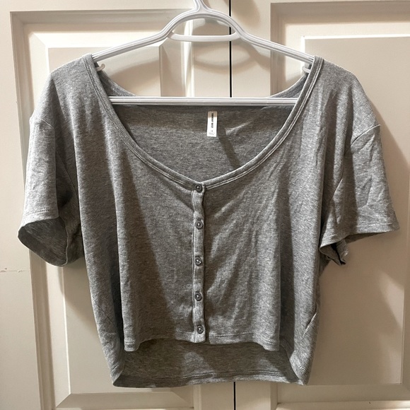 Sunday Best Grey Crop Tee - Picture 1 of 1